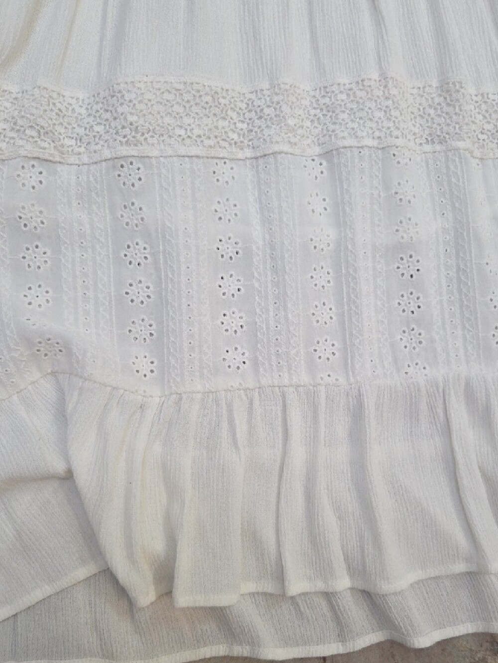 Knox Rose White Eyelet Maxi Dress with Tie Waist - Picture 2 of 7